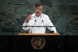 Petro pide ante la ONU abrir un "proceso penal" contra Trump por ataques en el Caribe