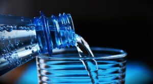 ¿A qué se le llama ‘agua mineral’?