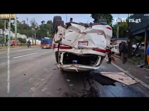 Camioneta agrícola vuelca en el km 19 de la Ruta Interamericana