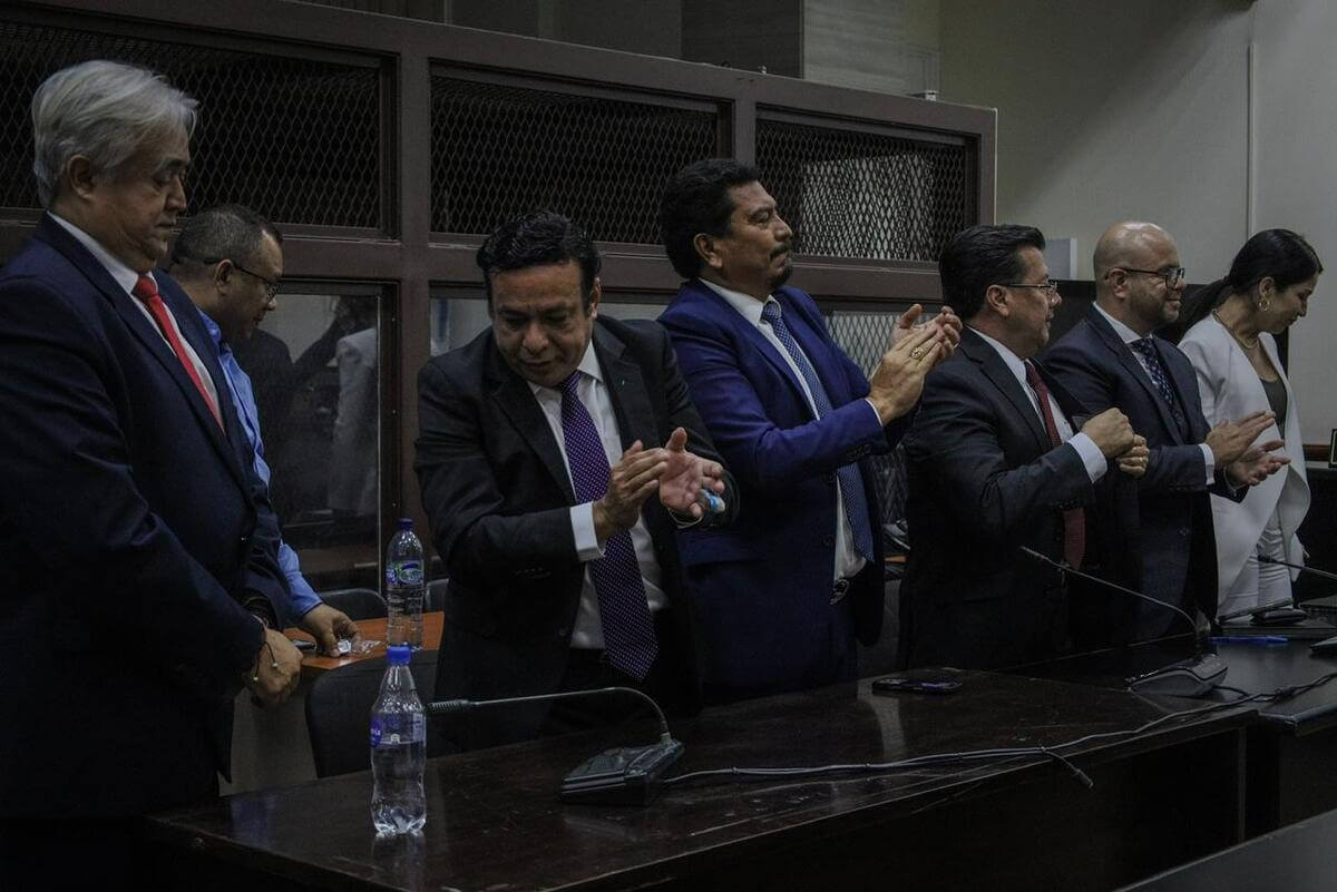 Caso TCQ: Por falta de pruebas y tras una calificación de "circo y chismes", tribunal absuelve a 5 acusados