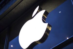 China recibe a jefes de Apple y Blackstone en plena escalada comercial con EEUU
