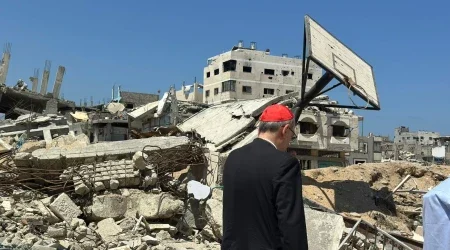 El papa León XIV envía 5.000 dosis de antibióticos para los niños de Gaza