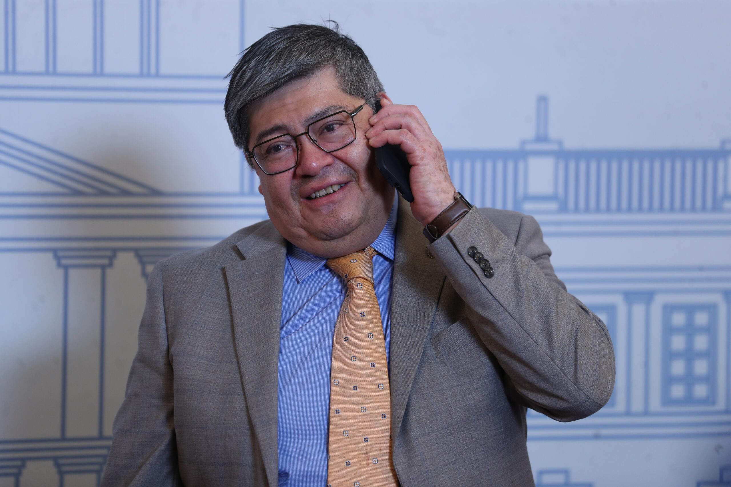 Francisco Jiménez dice que no dejará el Ministerio de Gobernación hasta que haya un sustituto