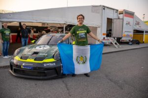 Ian Rodríguez hace historia y se proclama campeón de Europa en la GT Cup Open