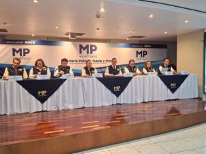 Porras y Dimas Jiménez aseguran que CGC ha presentado denuncias contra "casi" todos los ministerios