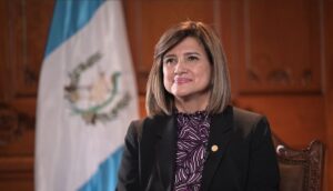 AGN - Brenda Larios