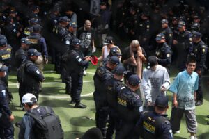 Inspección de la PNC en zona 18