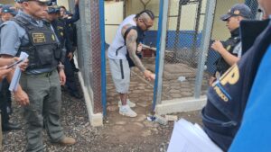 Durante una diligencia en Renovación 1  fue captado Jorge Yahir de León Hernández, alias “El Diabólico”, cabecilla de la Mara Salvatrucha con Q193 mil en efectivo