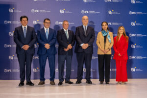 IFC y Banco Industrial concretan operación histórica por US$850 millones para impulsar a las Mipymes