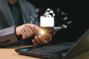 Red movió US$183 millones a través de cooperativas y transferencias a Panamá