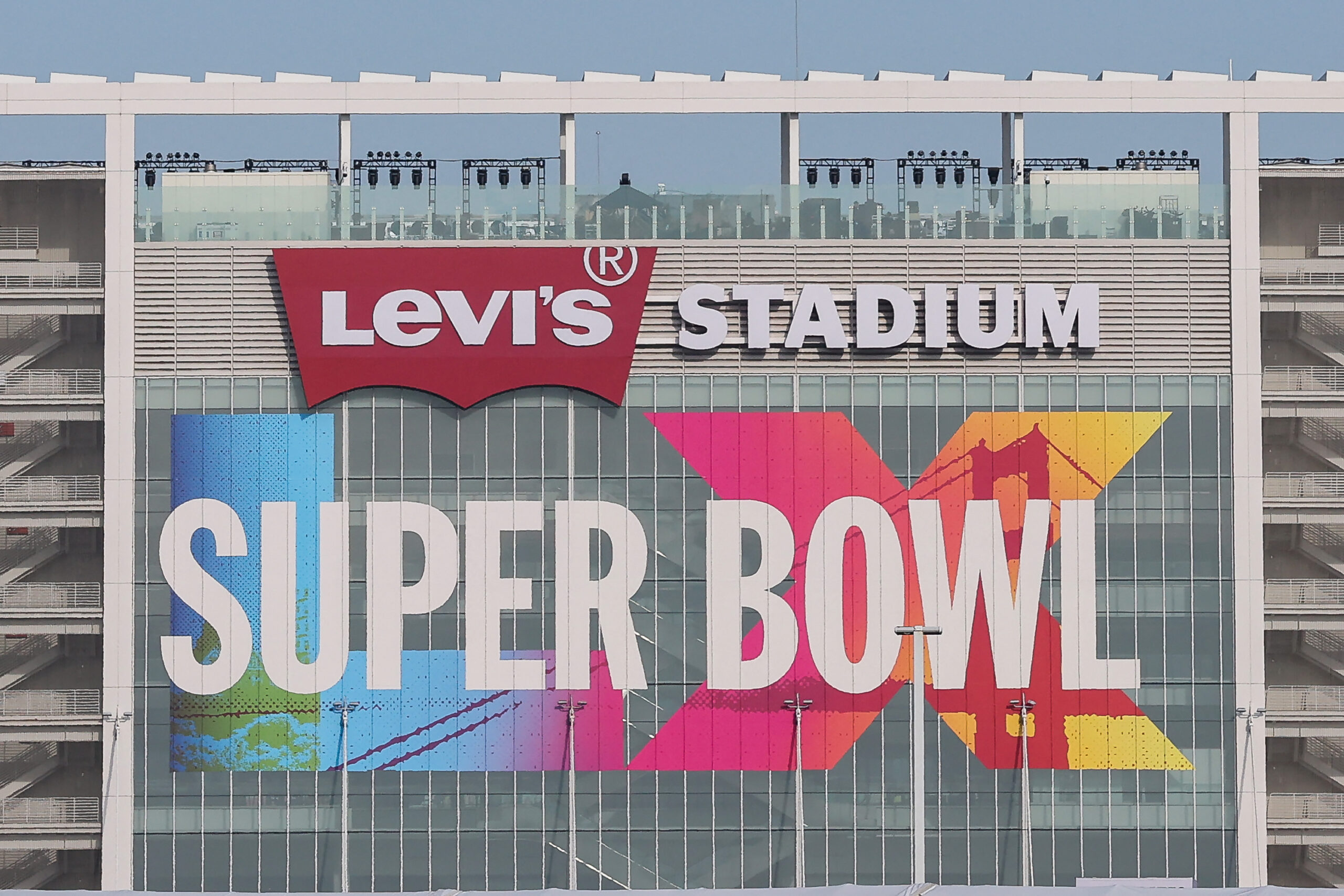 SANTA CLARA, CALIFORNIA - FEBRUARY 05: A general view outside Levi's Stadium prior to Super Bowl LX on February 05, 2026 in Santa Clara, California.   Ishika Samant/Getty Images/AFP (Photo by Ishika Samant / GETTY IMAGES NORTH AMERICA / Getty Images via AFP)